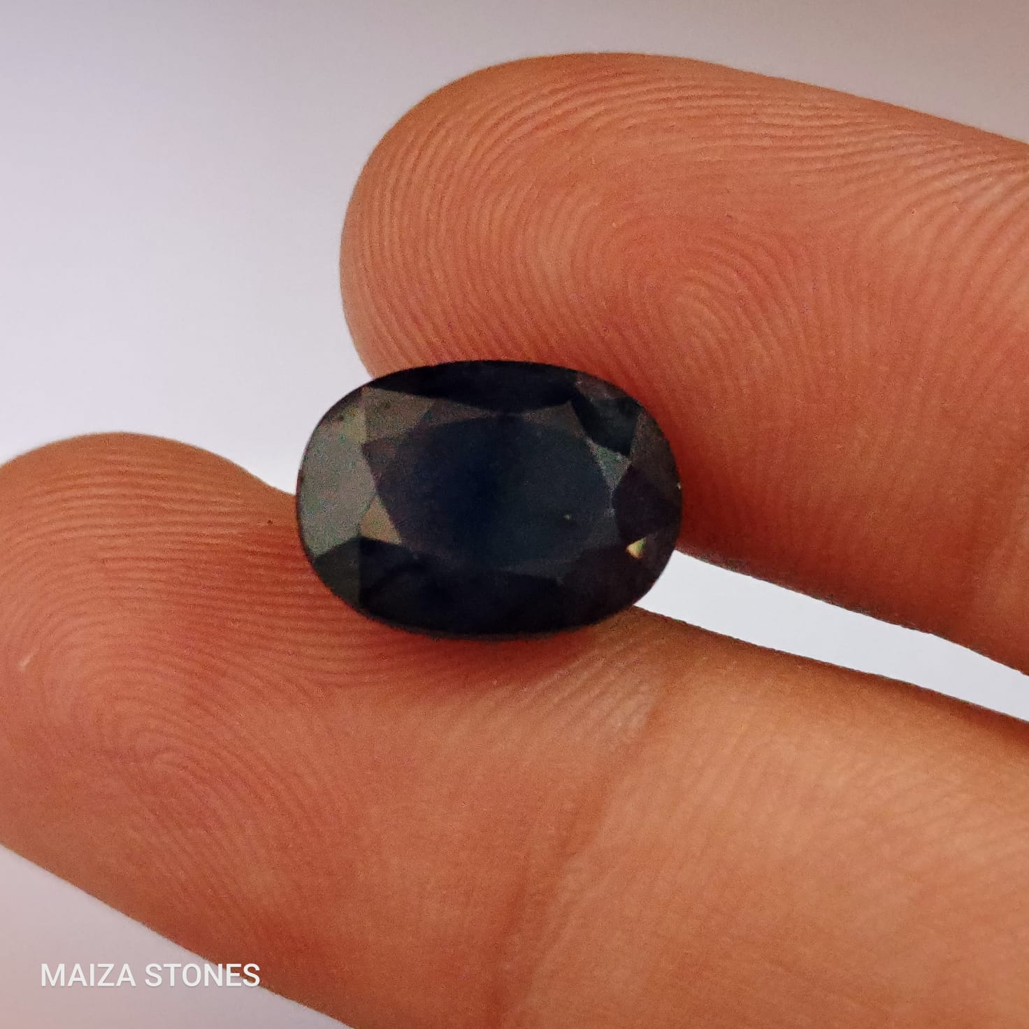 Natural Blue Sapphire 9.45 Carats , (8.590 Ratti ) - Image 3